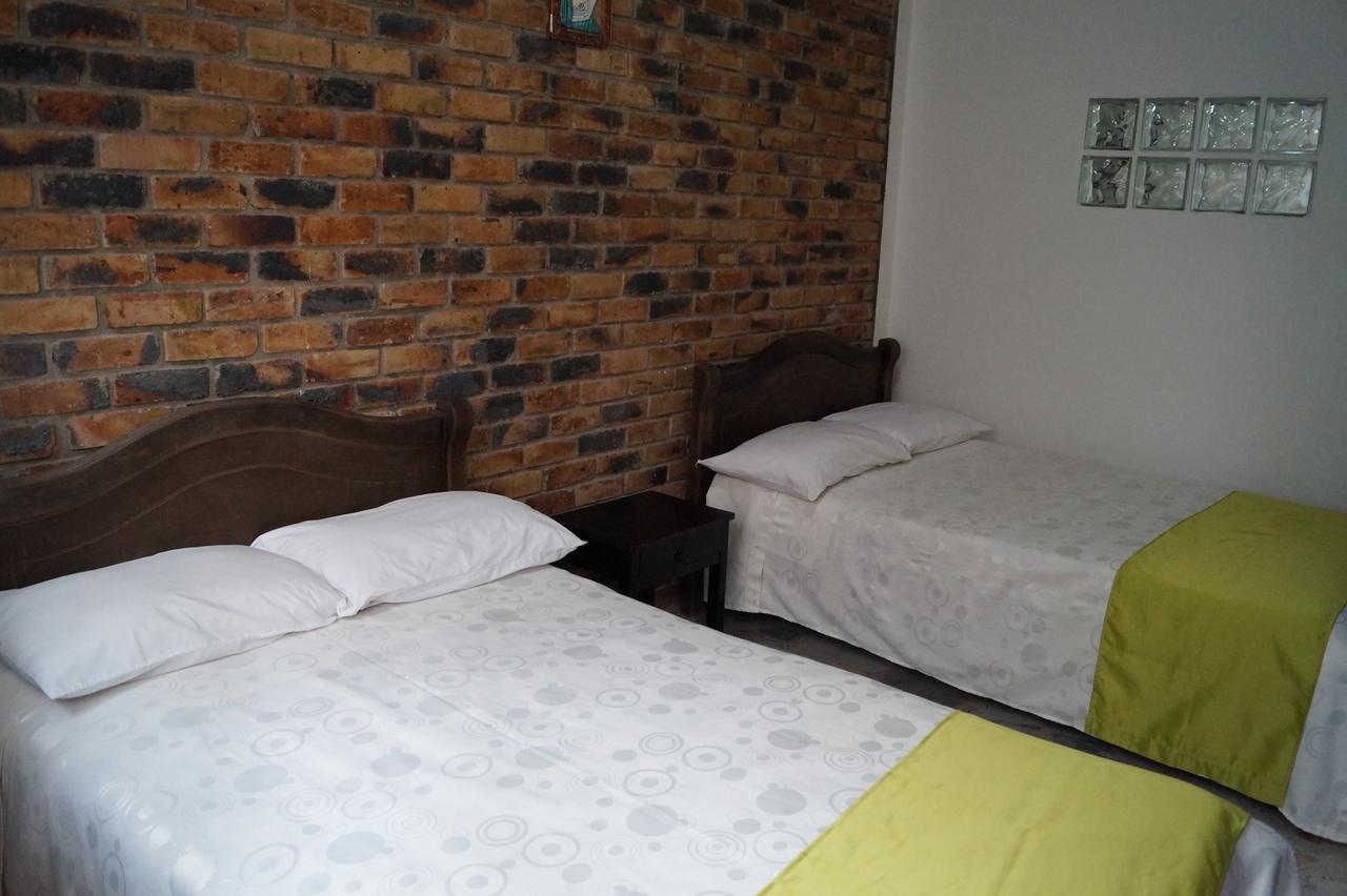 Hotel Engatama 3*